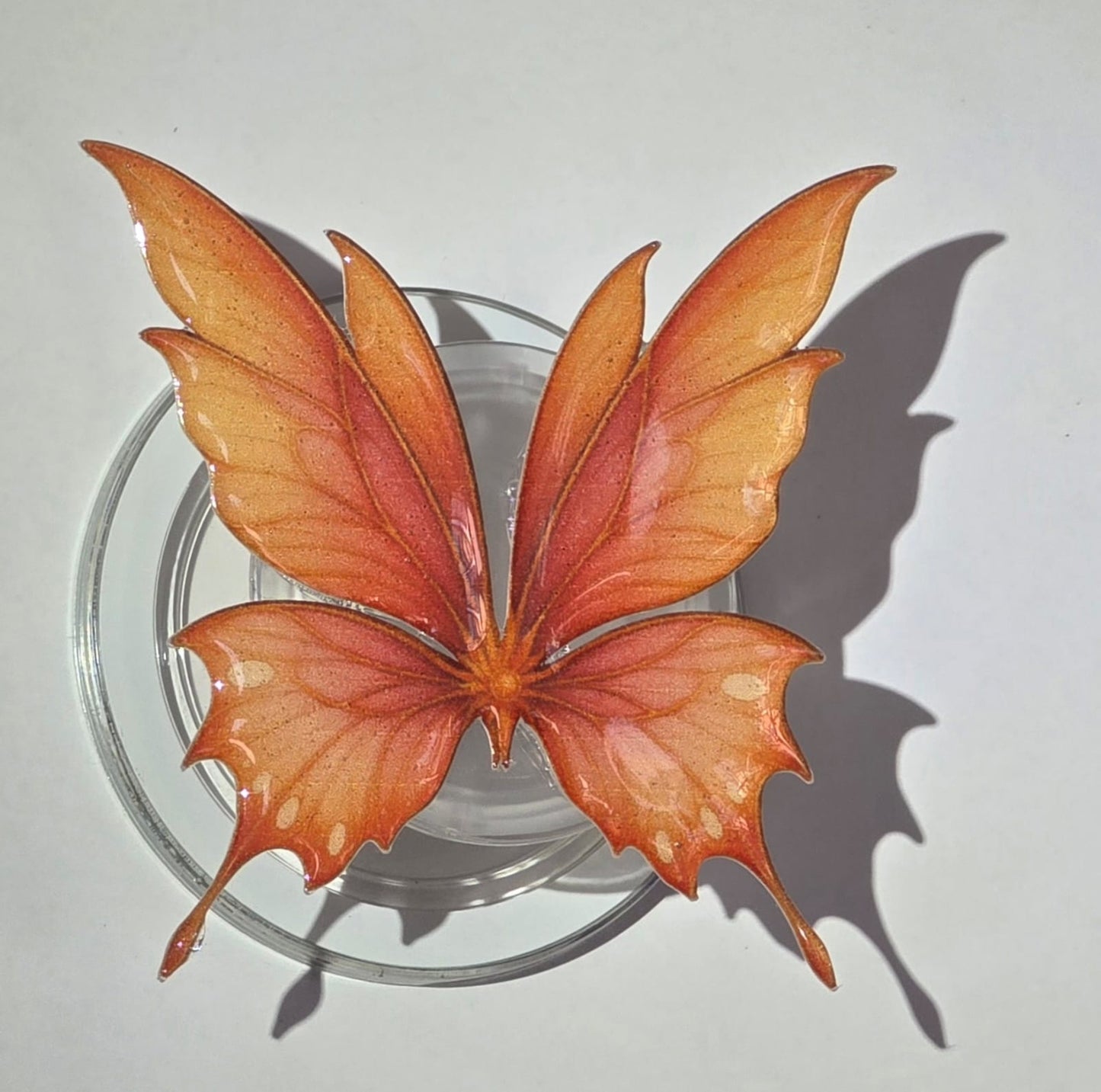 Dawn Butterfly Wing Grip – Magnetic Kindle & E-Reader Holder