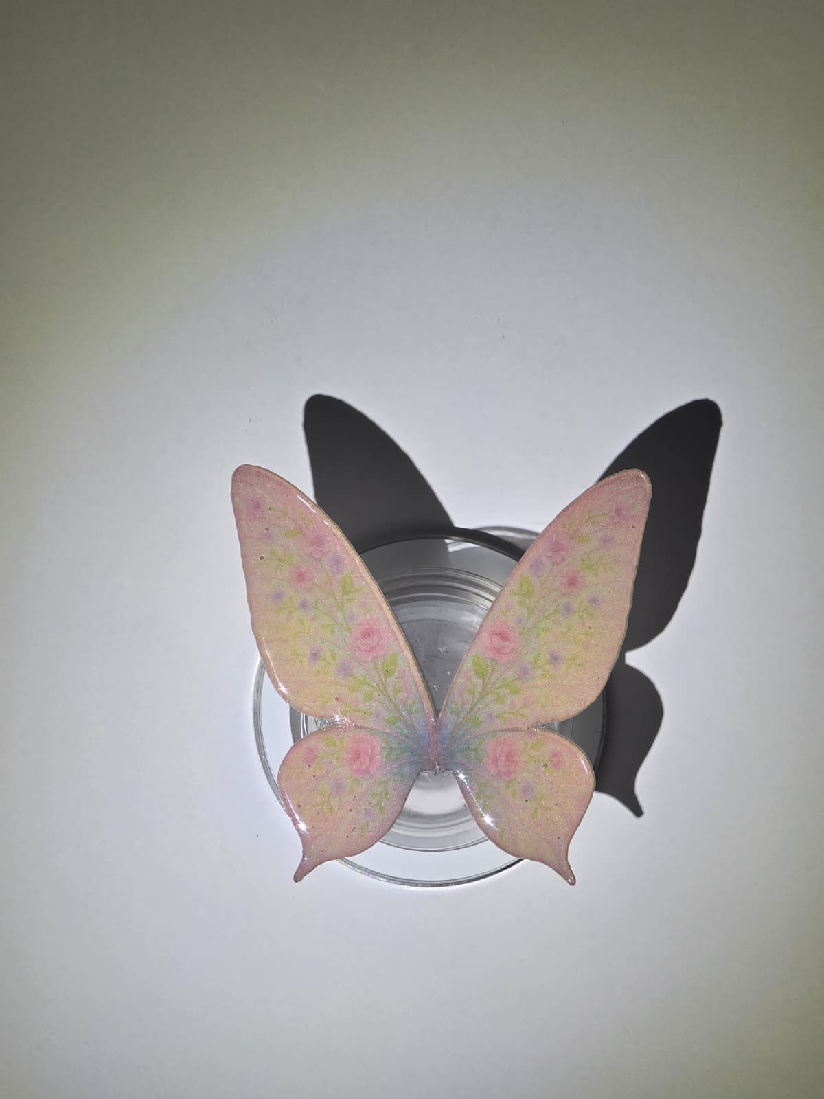 Floral Butterfly Wing-Magnetic Grip  Kindle & E-Reader Holder